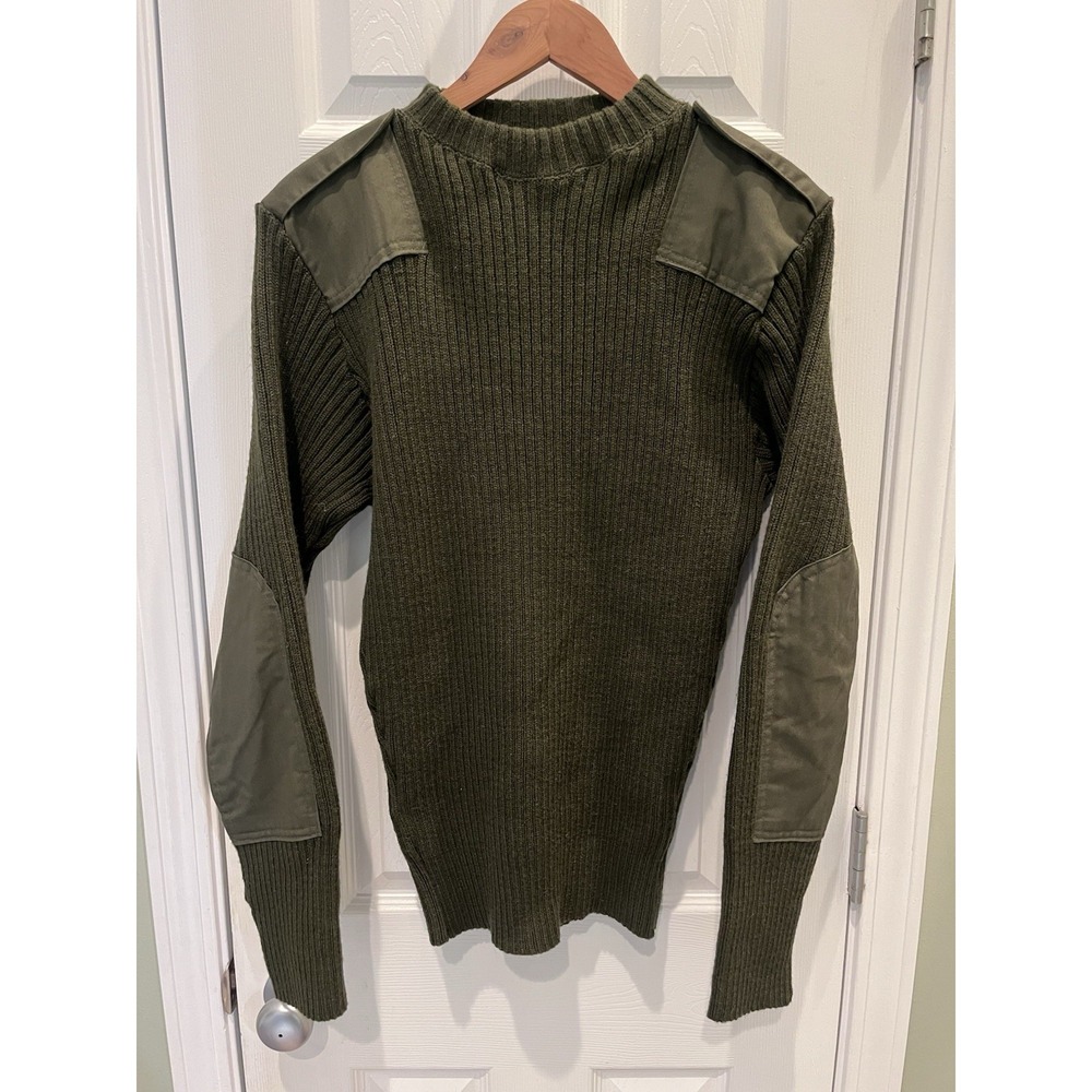 USMC Marine Corps Green Sweater Service Wool With Epaulettes Size 40 NWOT